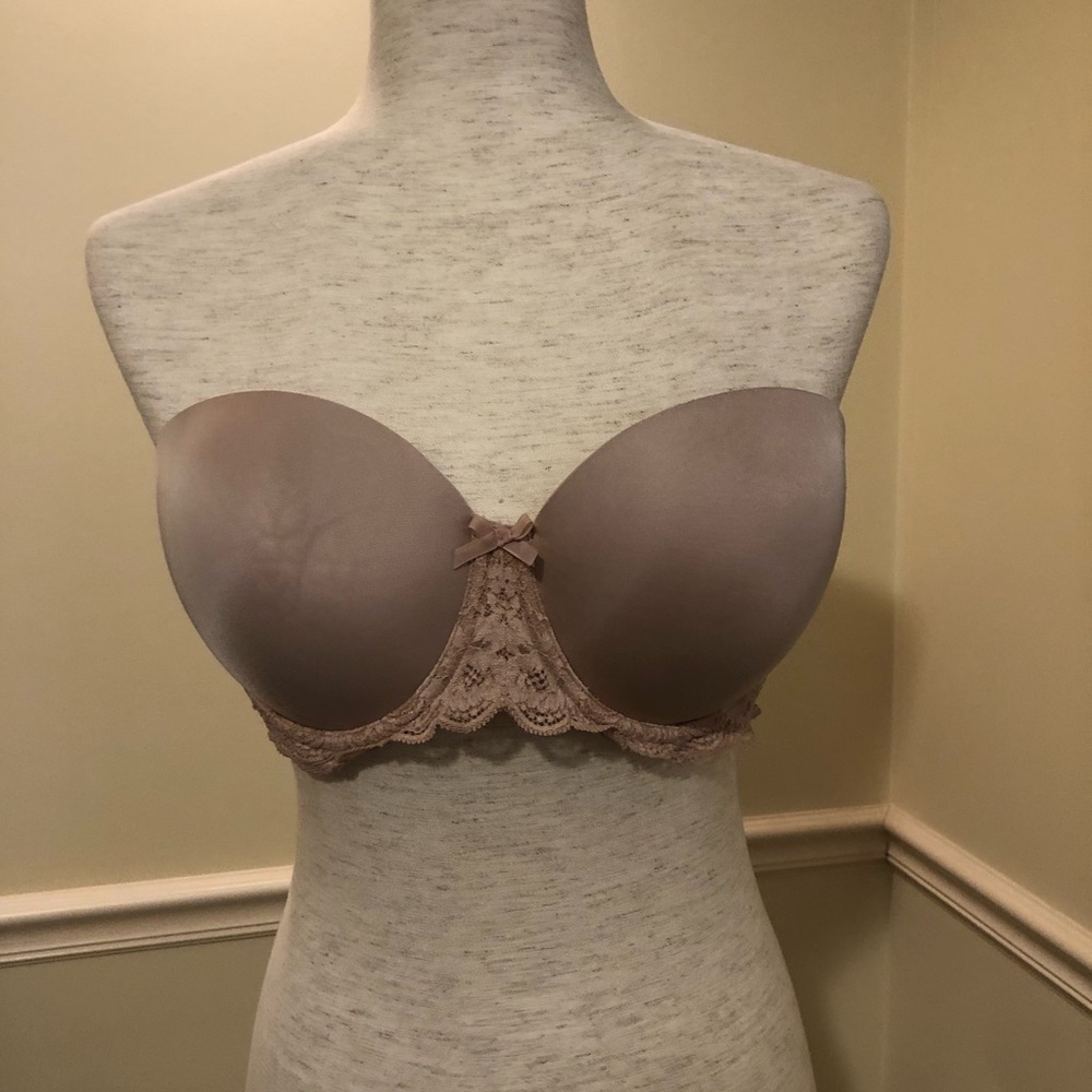 Victoria Secrets Nude Strapless 36D